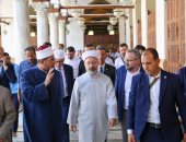رئيس الشئون الدينية التركي يزور الجامع الأزهر.. صور