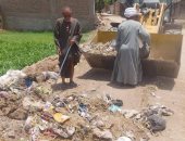 رفغ 200 طن قمامة ومخلفات بـ8 قرى فى مركز سوهاج