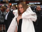 جينيفر لوبيز تزدهر بعد بن أفليك وتغنى "لن أنهار بسببك"