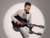 حمزة نمرة ضيف منى الشاذلى فى لقاء خاص مليء بالحكايات والأغانى والمفاجآت