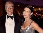 إرضاءً لابنته.. بيل جيتس موظف خدمة عملاء لمدة يوم فى شركة أزياء 