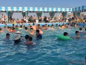 خيول وأغانٍ وأجواء ممتعة للمصطافين داخل منتجعات مصيف جمصة