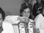 قصة ولادة أول طفل أنابيب فى العالم عام 1978.. التلقيح الصناعى ينجح