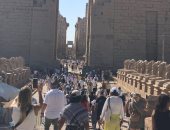 البالون الطائر والمعابد والحنطور.. تفاصيل يوم سياحى مبهج فى الأقصر (صور)