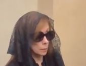 فيروز تتلقى العزاء في نجلها زياد الرحبانى بالدموع 