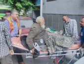 نقل مواطن بلا مأوى يفترش الأرض أمام مديرية التضامن بالغربية لإحدى دور الرعاية