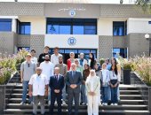 رئيس جامعة القناة يلتقى وفد طلاب كلية الطب البيطرى قبل سفره إلى الصين