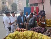 ضبط وتحرير 100 مخالفة فى حملة مرافق وإشغالات بحى غرب سوهاج