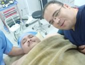 المستشفيات التعليمية: نجاح إجراء تكميم معدة نادرة لمريض يزن أكثر من ربع طن
