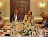 وزير قطاع الأعمال ومحافظ الإسكندرية يوقعان بروتوكول توريد 120 أتوبيس غاز إنتاج "النصر للسيارات"