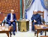 شيخ الأزهر يستقبل وزير التعليم ويؤكدان ضرورة استعادة مكانة المدرسة الحكومية
