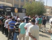 توافد المواطنين على لجان انتخابات الشيوخ فى مدينة الغردقة.. صور