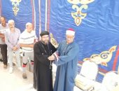 الأئمة والقساوسة "إيد واحدة" أمام اللجان الانتخابية بالشرقية.. فيديو