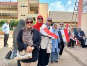 إقبال كثيف للسيدات على اللجان فى أول أيام انتخابات مجلس الشيوخ بالشرقية.. صور