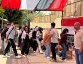 "عشان بلدنا تستاهل".. شباب يشاركون بصوتهم لأول مرة فى انتخابات الشيوخ (صور)