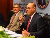 وزير العمل: لن نسمح بعمالة أجنبية على أرض مصر بدون ترخيص 