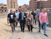 محافظ المنوفية يتفقد مجمع مدارس البتانون الجديد .. صور