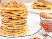 طريقة عمل فطائر البطاطا بالقرفة والعسل.. مناسبة للفطار أو وجبة خفيفة