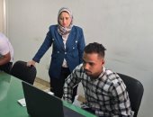 وزير العمل: بدء اختبارات المرشحين للعمل فى مجالات الزراعة بالأردن