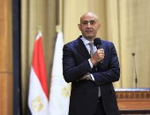 وزير التعليم: حافز المعلمين يصرف للجميع ومختلف عن حافز التطوير