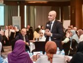 وزارة التعليم تعلن عن تطوير المناهج دون تحميل الدولة أعباء مالية.. إنجاز جديد لوزير التعليم يترجم التزامه بتعليم عصرى يليق بمستقبل الجمهورية الجديدة.. وتوفير كتب التقييمات مطبوعة تخفيفا للأعباء عن أولياء الأمور