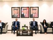 رئيس الوزراء يصل عمّان للمشاركة في أعمال الدورة الـ 33 للجنة العليا المصرية الأردنية