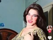 اعترافات مثيرة للتيك توكر ياسمين وسر ارتداء الملابس النسائية.. فيديو