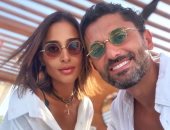 كريم محمود عبد العزيز ينفى شائعة انفصاله عن زوجته