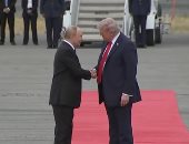 استقبال حار وضحك وهزار.. شاهد كيف استقبل ترامب بوتين فى آلاسكا.. صور 