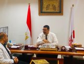 وكيل زراعة بسوهاج يبحث البت فى طلبات المبانى على الأرض الزراعية