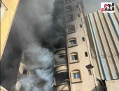 تفاصيل حريق مخزن مواسير بلاستيكية ببولاق أبو العلا.. فيديو