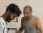 القبض على التيك توكر علاء الساحر لظهوره فى مقاطع فيديو يعتدى على أشخاص القبض على التيك توكر علاء الساحر لظهوره فى مقاطع فيديو يعتدى على أشخاص