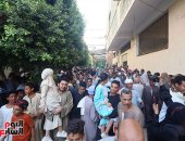 مولد الإمام العربى.. موروث صوفى يتجدد فى كلح المفالسة بأسوان.. موكب الجمل والصندوق الأخضر أبرز مظاهر الاحتفال.. يجوب القرية وسط إطلاق الزغاريد.. موائد الإطعام تستمر أسبوعا.. وضيوف من ماليزيا يأتون كل عام.. صور