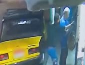 المواطن يصور والداخلية تتحرك.. الفيديوهات أداة لضبط الأمن.. الهاتف تحول لسلاح ردع: "اللي هيغلط هيتصور".. خبراء أمنيون: الفيديوهات فرضت انضباطا جديدا في الشارع وإشادة بصفحة وزارة الداخلية على مواقع التواصل