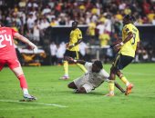 التعادل 1-1 يحسم شوط مثير بين النصر ضد الاتحاد فى السوبر السعودى.. فيديو