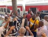 السكة الحديد تشغل القطار السادس لتسهيل العودة الطوعية للأشقاء السودانيين السكة الحديد تشغل القطار السادس لتسهيل العودة الطوعية للأشقاء السودانيين