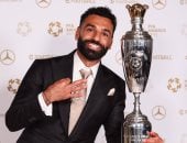 رقم تاريخي.. محمد صلاح أول لاعب يفوز بجائزة الأفضل فى إنجلترا 3 مرات