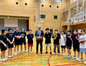 وزير التعليم يزور مدرسة "كوازاه" الفنية الصناعية بالعاصمة طوكيو