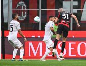 ميلان يفتتح الدوري الإيطالي بالسقوط أمام كريمونيزي.. فيديو