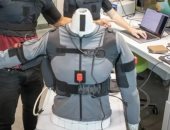 سترة روبوتية ناعمة قابلة للارتداء تستجيب للحركات وتدعم ضعف الأطراف العلوية