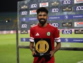 على فوزى يحصد جائزة رجل مباراة بيراميدز ومودرن سبورت