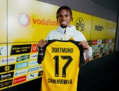 دورتموند يتعاقد رسميا مع تشوكويميكا قادما من تشيلسى حتى 2030