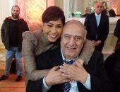 والد حسام حبيب تعليقا على بيان محامى شيرين عبد الوهاب: "الحنفية اتقفلت"