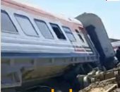 السكة الحديد: خروج 7 عربات عن القضبان وانقلاب 2 بالقطار رقم 1935