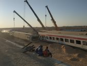 السكة الحديد تعدل بعض الرحلات على خط مطروح لحين إصلاح أثار حادث القطار