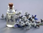 لو الصيف سارق من عينك النوم.. اعرفى إزاى تعملى بخاخ طبيعى يخلصك من الأرق