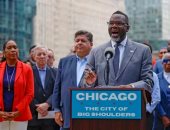 عمدة شيكاغو يتحدى ترامب بأمر تنفيذى لمواجهة القرارات الفيدرالية