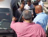 ضبط 12 مخالفة لمركبات السرفيس وإلغاء موقف عشوائى خلال حملة فى كرداسة