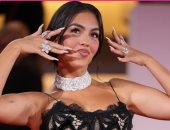 جورجينا رودريجيز تخطف الأنظار بخاتم الخطوبة في مهرجان البندقية