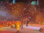كايروكى بحفل كامل العدد على مسرح قرطاج الأثرى للعام الثانى على التوالى 